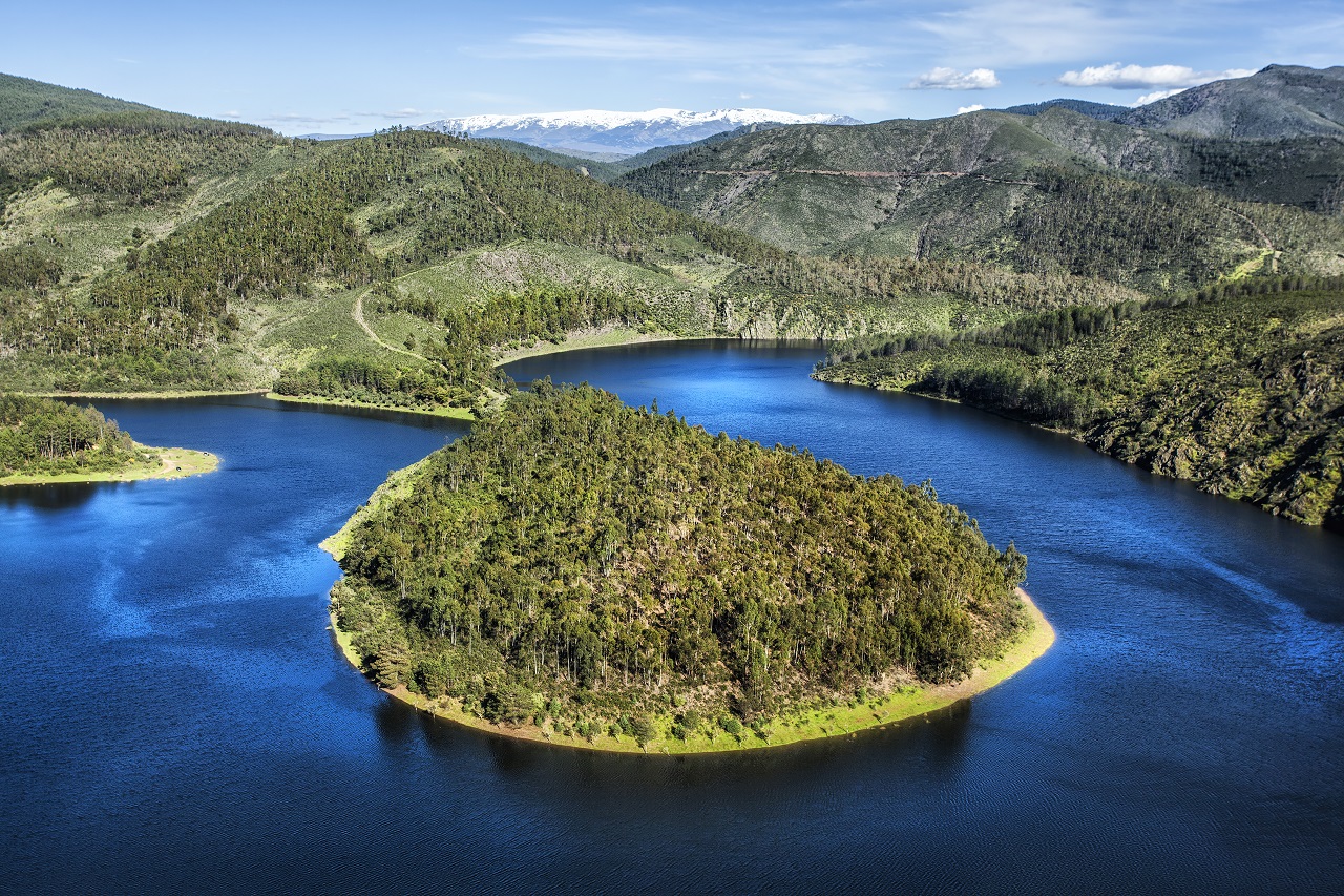 Meandro del Melero, Las hurdes