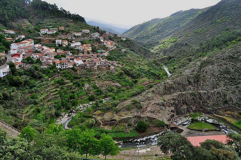 Escapada de Fin de Semana en Las Hurdes: Naturaleza, Historia y Gastronomía